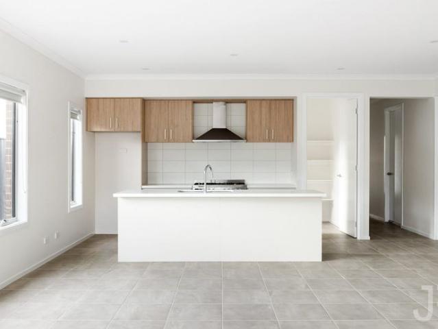 Brand New Family Living in the Heart of Nar Nar Goon