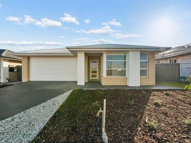 Brand New Family Living in Yarrawonga