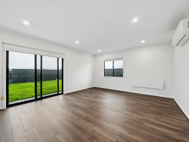 Brand New Family Living in Yarrawonga