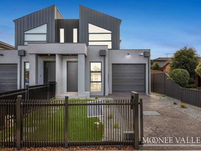 Brand New Family Living in a Blue Chip Keilor East Address