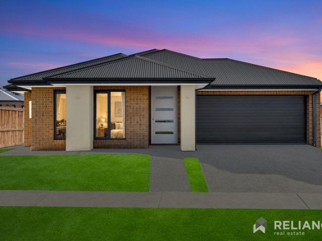 Brand New Family Living in Maplestone Estate