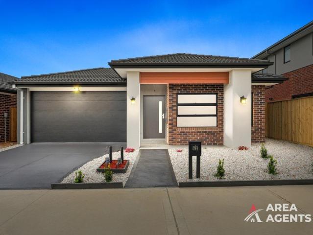 Brand New Family Living in Merrifield Estate with Two Ensuites!