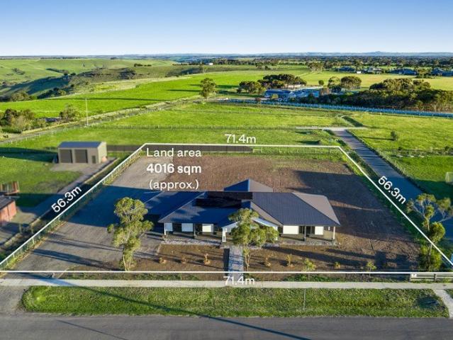 Brand New Family Living on 4,016m2 approx