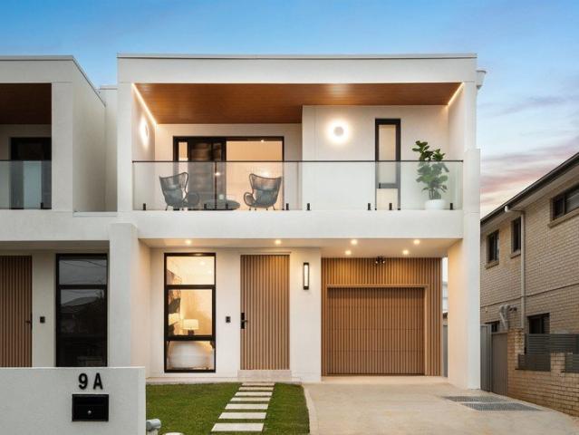 Brand New Family Residence of Designer Sophistication in Convenient Locale