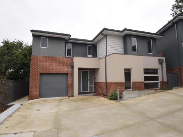 Brand New Family Townhouse in Prime Malvern East Location