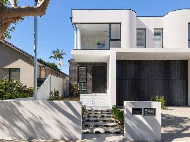 Brand new five bed home of architectural luxury