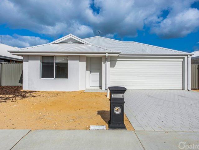 Brand new five bedroom family home with space to enjoy