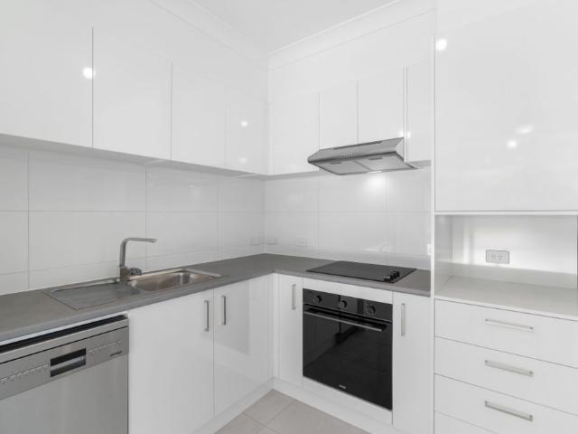 Brand New Flat with Parking & Outdoor Living