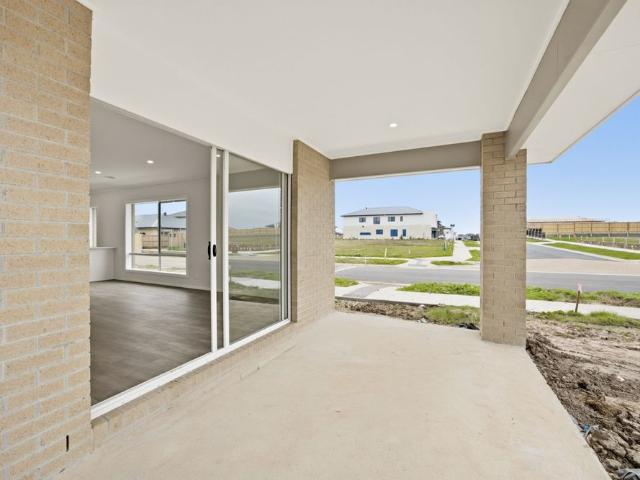 Brand New Fresh Modern Comfort, Spacious Design & Alfresco Entertaining