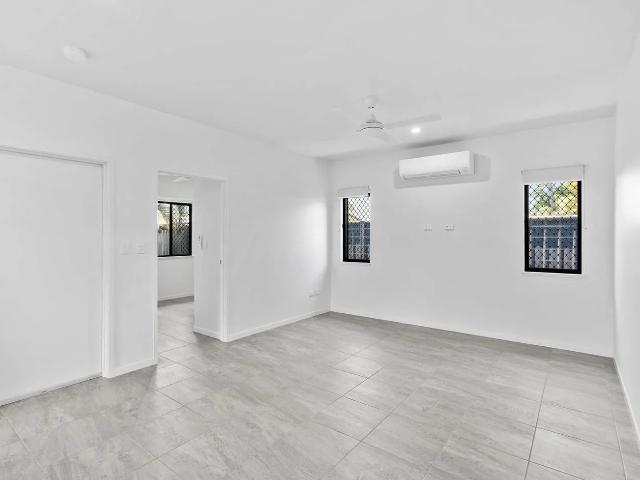 Brand new fully airconditioned half duplex with solar