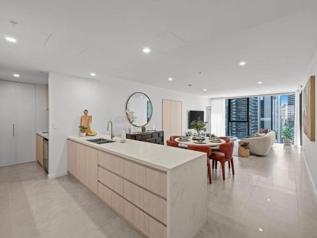 Brand New Fully Furnished Elevated Broadbeach Living