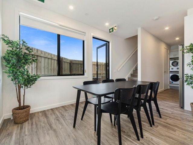 Brand NEW Fully Furnished Studio Living walking Distance to the Beach APPLY NOW