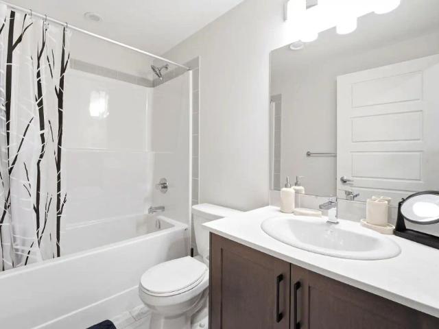 Brand New FULLY FURNISHED 1 Bedroom Condo Suite in Livingston NE Calgary — 1 Bedroom Condo Unit