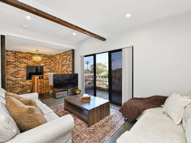 Brand New Fully Furnished 2 Bedroom Apartment with Stunning Views – Wi Fi, Water, Gas & Electricity Included!