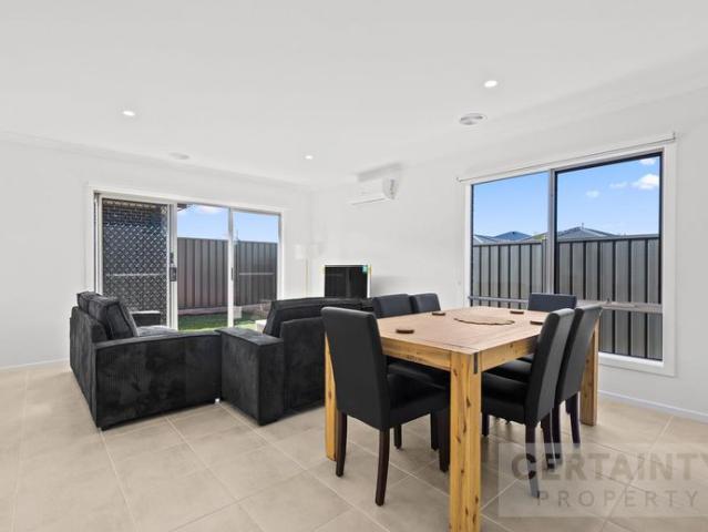Brand New Furnished Co Living Home – All Utilities Included I 9 Heron Way, Melton South