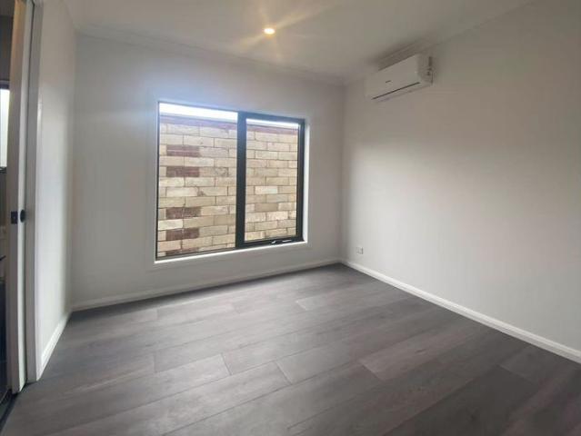 Brand New Furnished Room with Private Ensuite