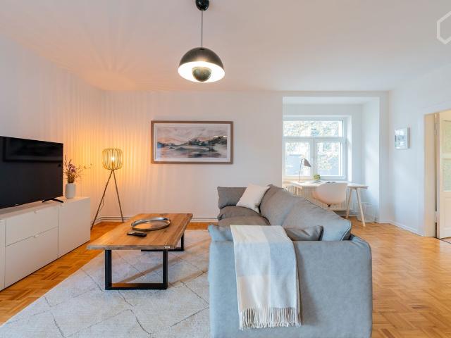 Brand New Furnished Sleep Quiet in 3 Room + Balcony flat at a cosy relaxing district of the wild main City Berlin, Berlin Amsterdam Apartments for Rent