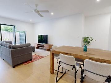 BRAND NEW FURNISHED Townhouse in Kenmore Shared Living | All bills Included FEMALES ONLY!