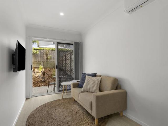 BRAND NEW FURNISHED ZILLMERE STUDIO APARTMENTS