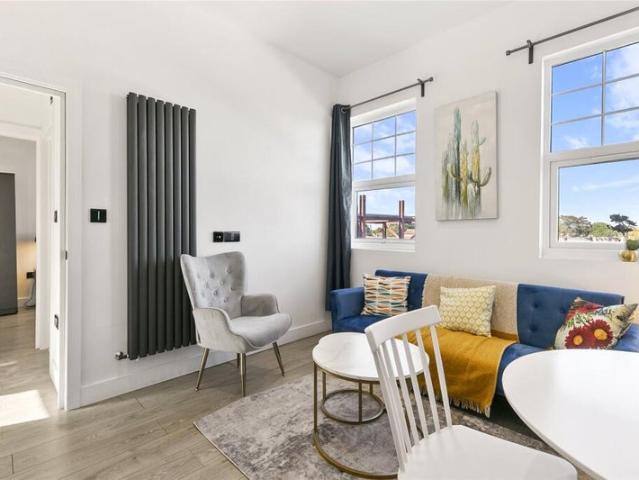 Brand New Furnished 2 Bed Flat – Richmond