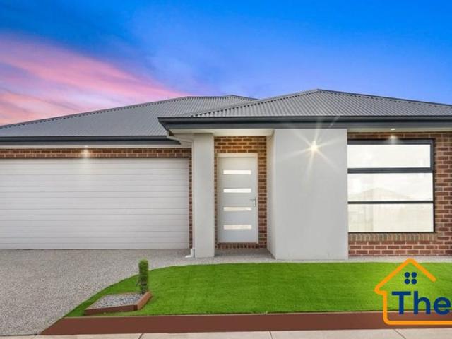 Brand new house at winning location!