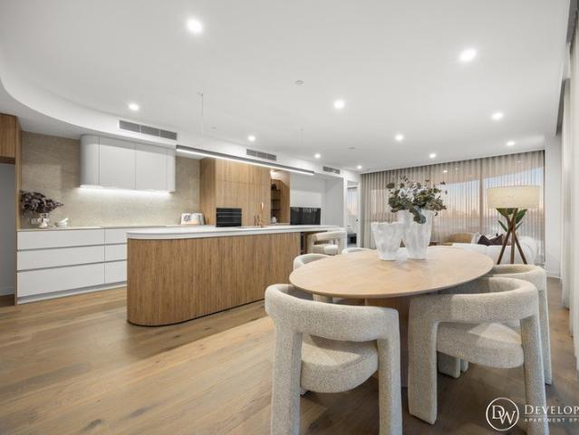 Brand New Housesized Living, Ready to Move in