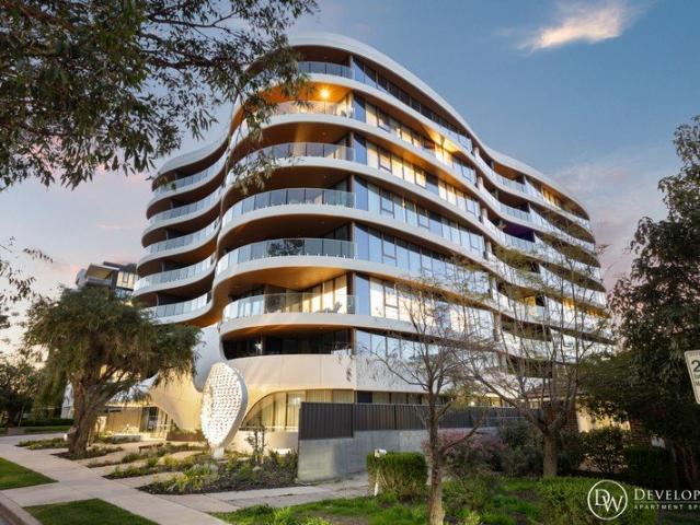 Brand New Housesized Living, Ready to Move in