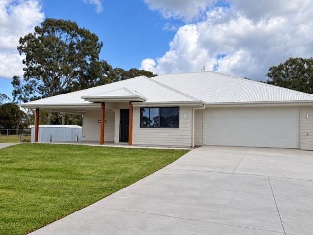 Brand New Home with All the Extras, plus shed on 1,400m²