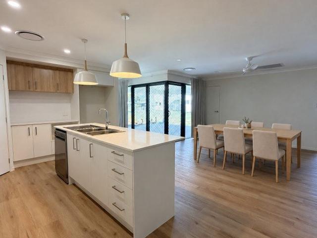 Brand New Home with All the Extras, plus shed on 1,400m²