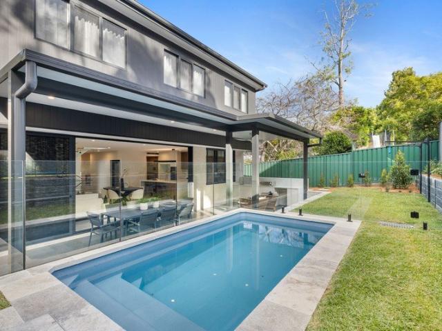 Brand New Home with Luxurious Finishes in a Prestige Location