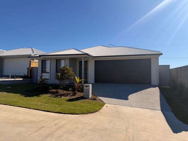 Brand New Home with Spacious Open Plan Living