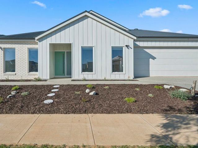 Brand New Home Elloura Estate!