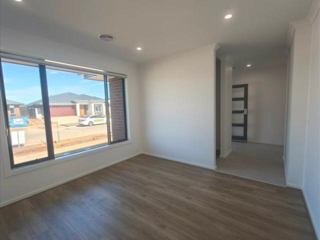Brand New Home for Rent. 48 Uptown Cres, Shepparton North