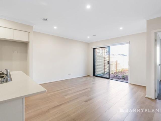 Brand New Home in the Heart of Lara