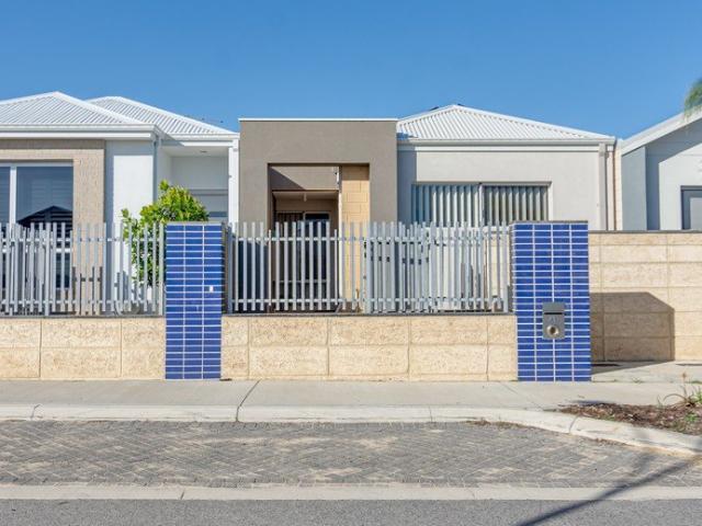 Brand new home in Eden Beach