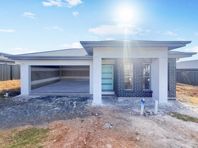 Brand New home in Parish Ave