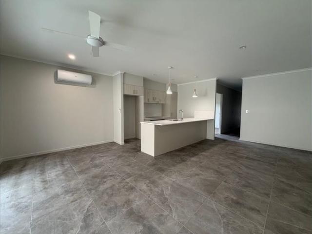 Brand New Home in Songbird Estate – Move In Ready