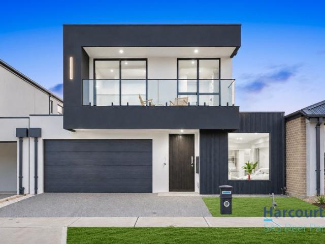 Brand new Home. Luxury Family Living with Five Private Ensuites