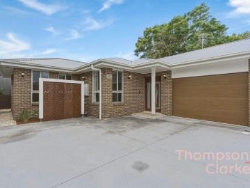 Cockle Creek, Newcastle - Terrace, Equipped kitchen