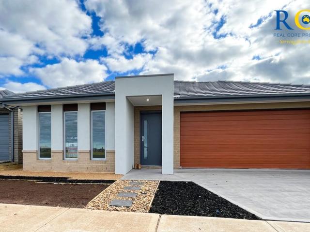 Brand new home on lease in Mambourin