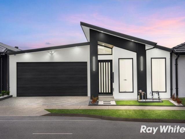 Brand New Home & Ready to Move in !