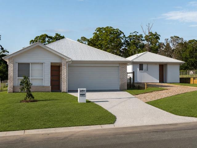 Brand new homes on acreage blocks, with optional sheds and granny flats