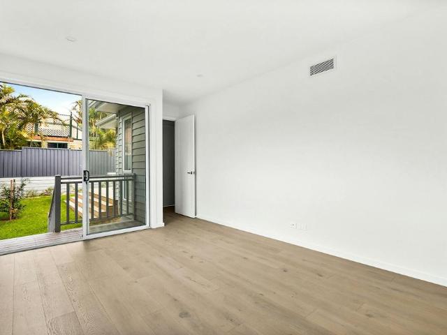 Brand New Hampton Style Residence