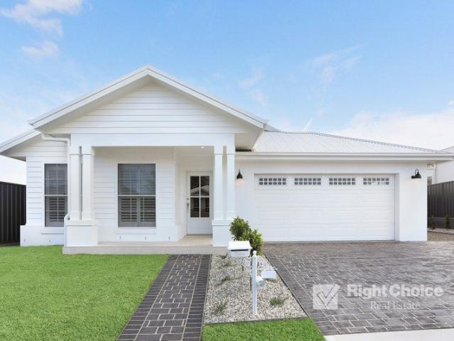 Brand New Hamptons Inspired Home with Stunning Escarpment Views