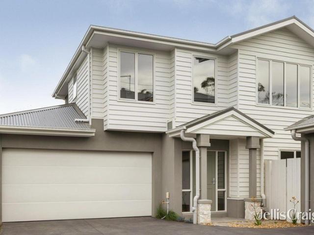 Brand new Hamptons style serenity in Gardenvale zone