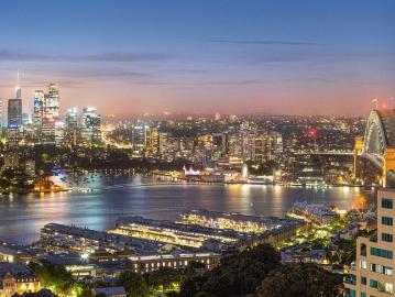 Brand new harbourside haven with a heavenly view