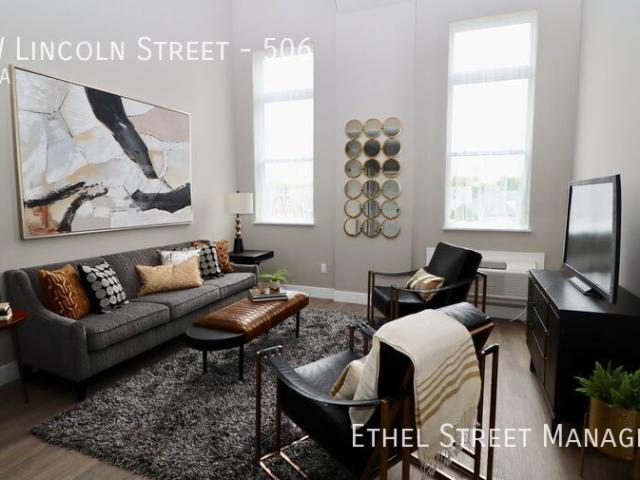 Brand New, High End Apartment on South Side of Easton
