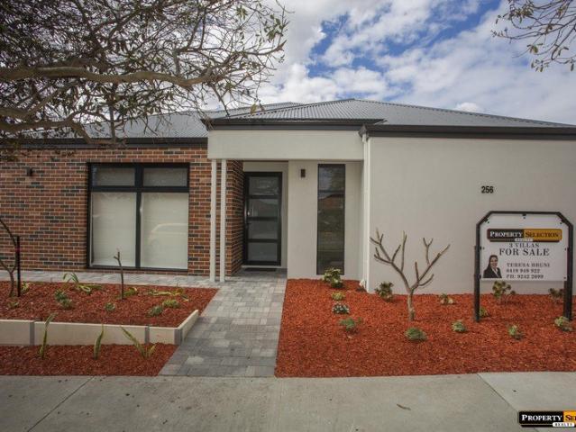 NEW TO MARKET BRAND NEW 3 Bed + Theatre / 4 Bed+2 BATH HUGE | NO STRATA FEES