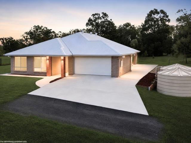 Brand New on 4,148m²* with 3 Living Areas!