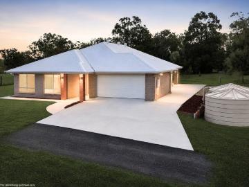 Brand New on 4,148m²* with 3 Living Areas!